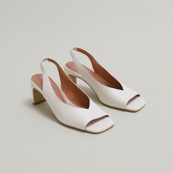 Slingback pumps in ecru leather | DICTON