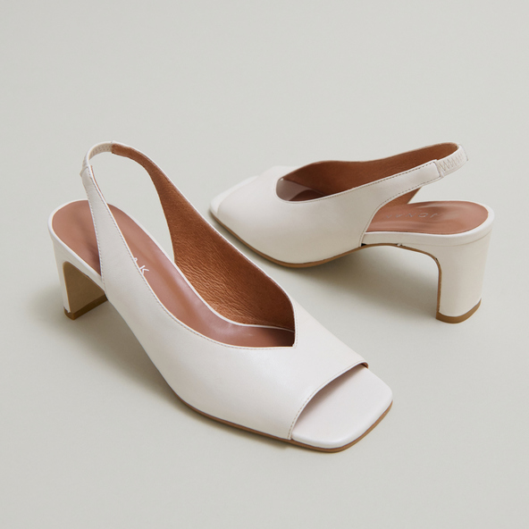 Slingback pumps in ecru leather | DICTON