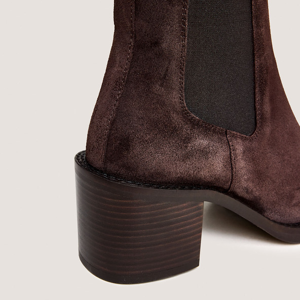 Ankle Boots with Heel in dark brown suede | BEACH