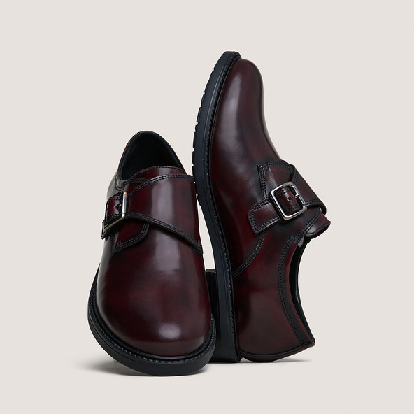 Derbies with Buckles in burgundy shiny leather | ATLANTIS