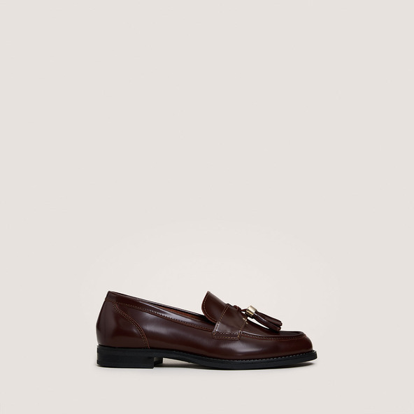 Tassel Loafers in shiny brown leather | NELLOU