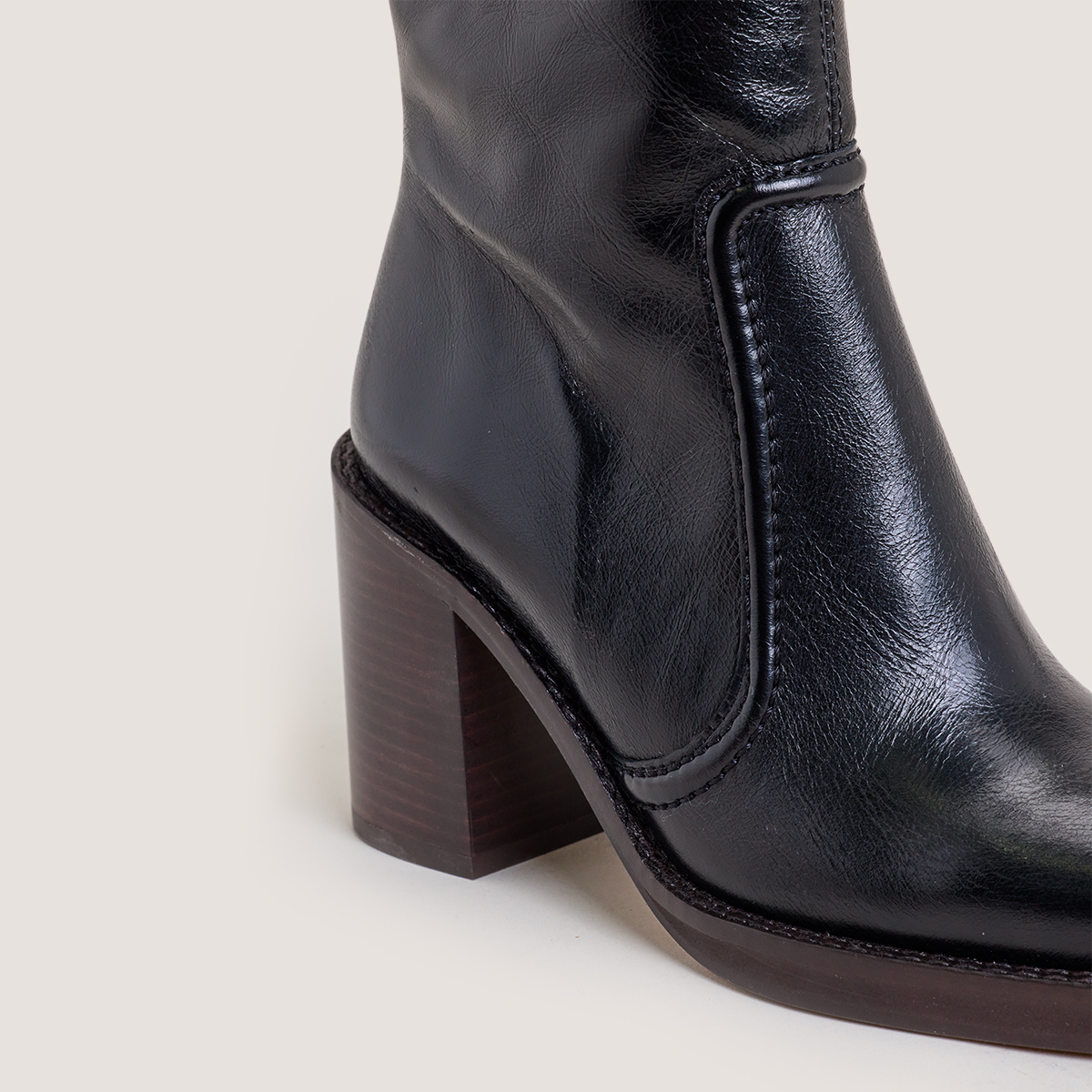 High-Heel Platform Booties in aged black leather | BENICIO