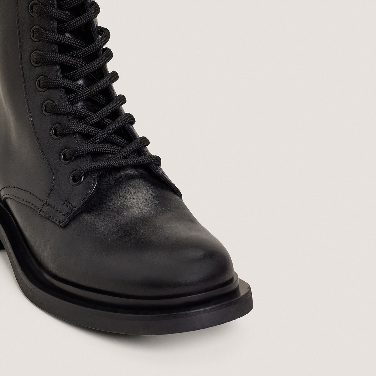 Lace-up boots in black leather | MATHIAS