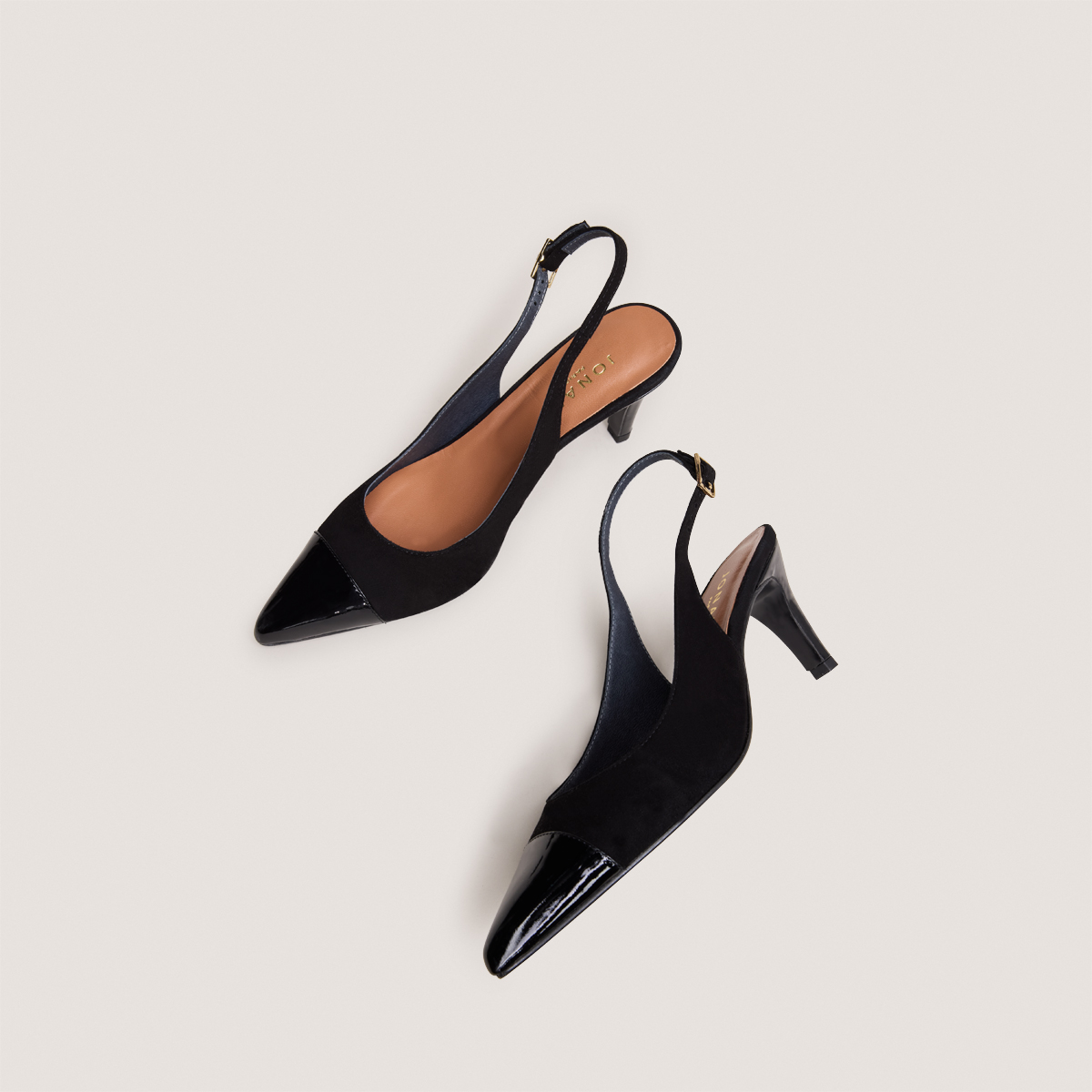 Slingback pumps in black patent leather and velvet | DESTELLE