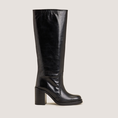 Wide square-toe boots in black leather | blim