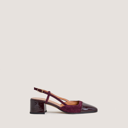 Low-heel slingbacks in burgundy patent leather and velvet | dhapopy