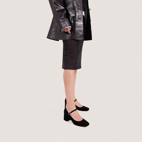Mary Jane with Square Heels in black velvet | ALIENOR