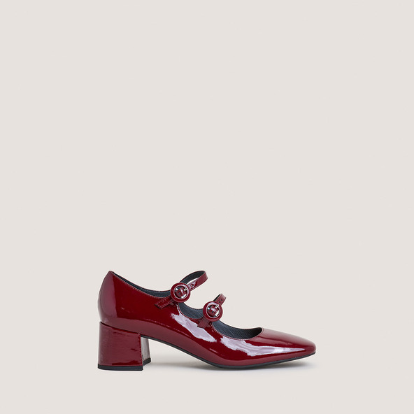 Mary Janes with double straps and rounded toe in burgundy patent leather | DELOU