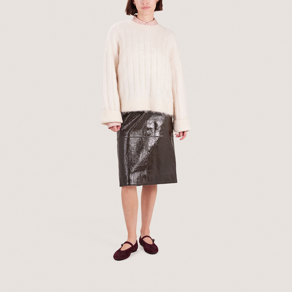 Ballet flats with straps and adjustable buckles in burgundy velvet | DEESSE