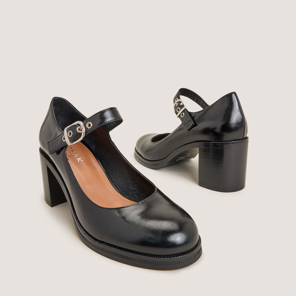 Heeled Babies in black leather | VRENI