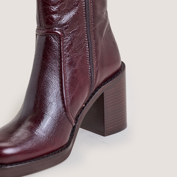 High-Heel Platform Booties in aged chocolate leather | BENICIO