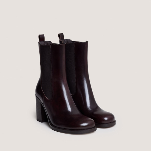 Elastic Booties with Rounded Toes in dark brown leather | BREAK