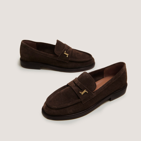 Round-Toe Loafers in brown split leather | DUEDI