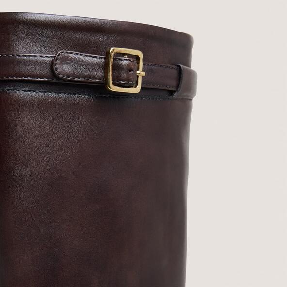 Knee-high boots in dark brown patinated leather | MELODY