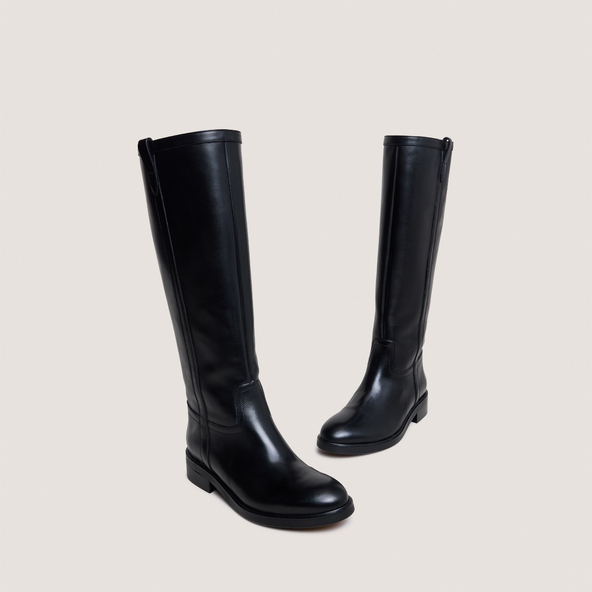 Round-toe boots in black leather | MARGOT