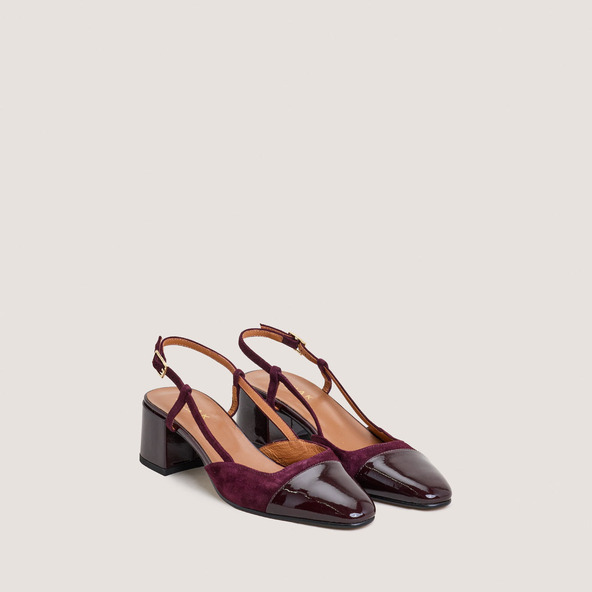 Low-heel slingbacks in burgundy patent leather and velvet | DHAPOPY