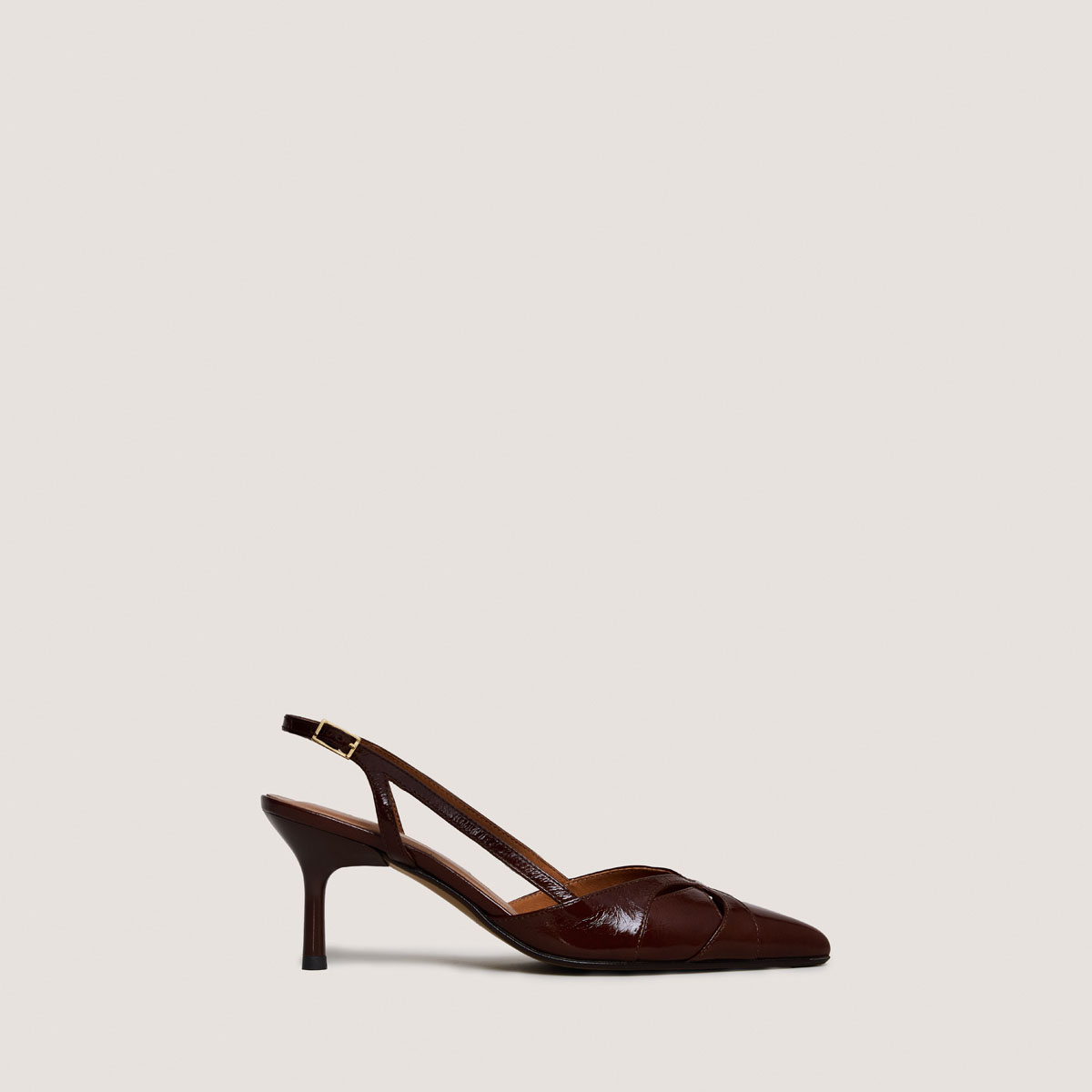 Slingback Pumps in shiny brown leather | DAMOUR
