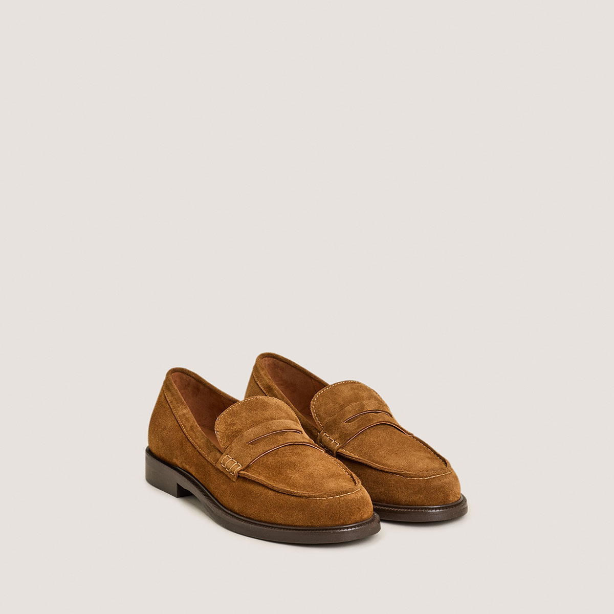 Loafers with Rounded Toe in cognac split leather | DRACULA