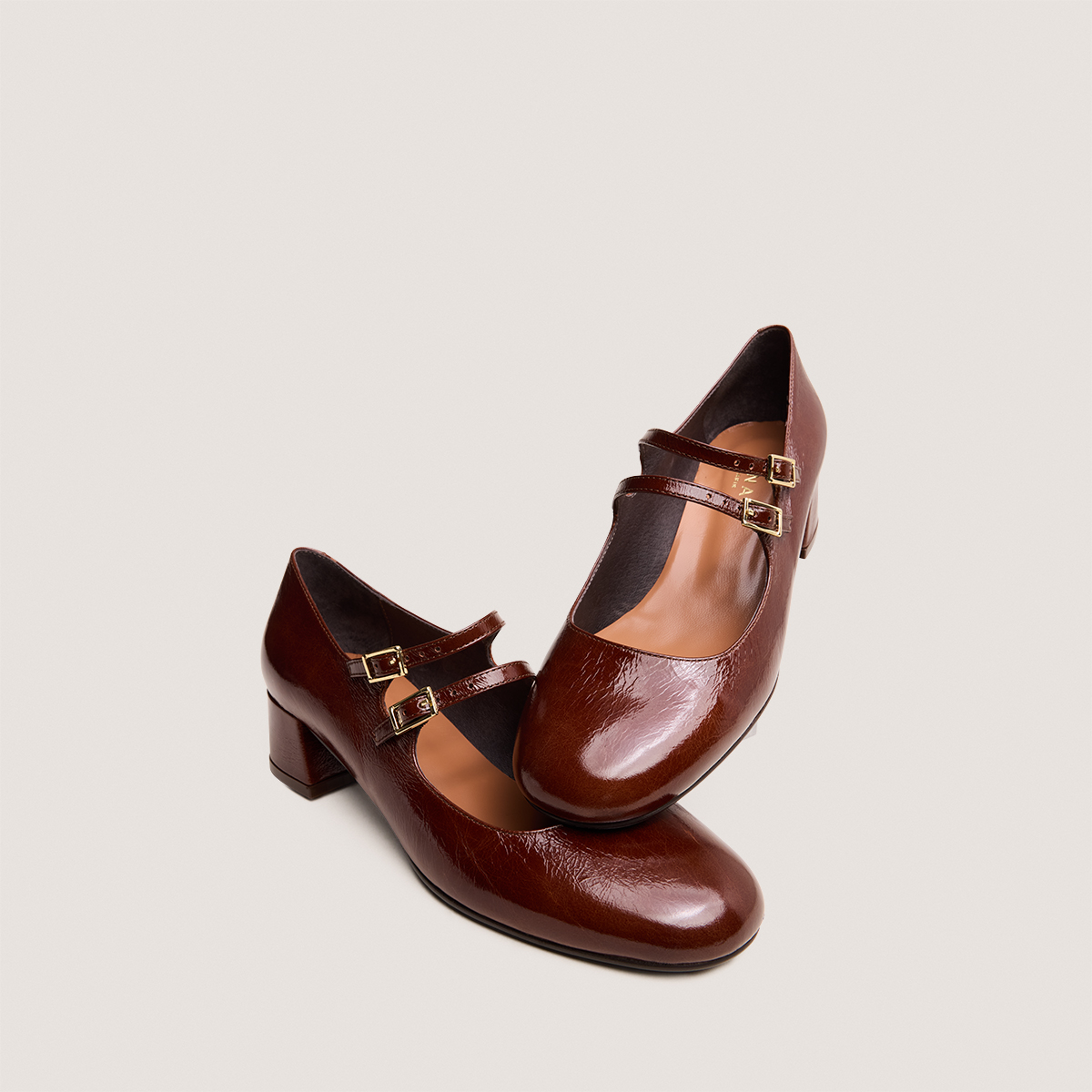 Mary Janes with double straps in shiny brown leather | DUNY