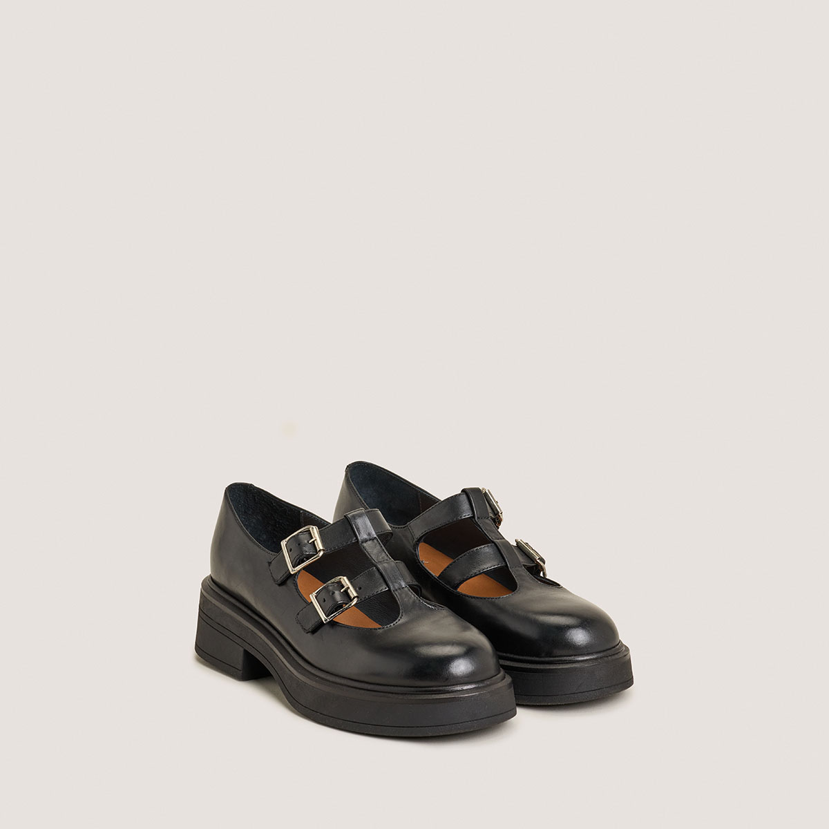 Platform Mary Janes with double straps in black leather | DURSULA