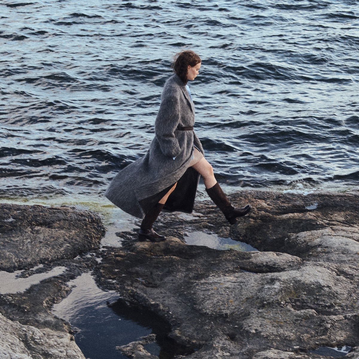 Heeled boots in dark brown leather and suede | CLAIRE