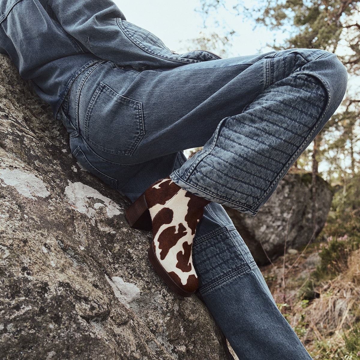Ankle boots with square toes in brown cowhide | VANVES