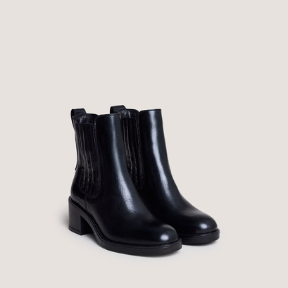 Heeled Boots black