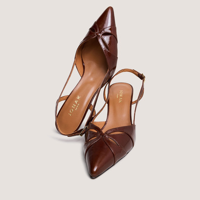 Slingback Pumps in shiny brown leather | DAMOUR