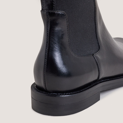 Boots with elastic panels black