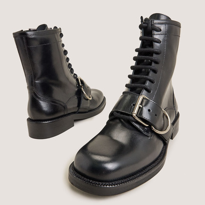 Lace-up boots with buckles in black leather | disabelle