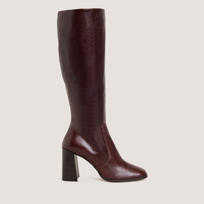 High-heeled boots in aged chocolate leather | vauby