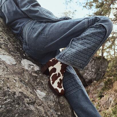 Ankle boots with square toes in brown cowhide | vanves
