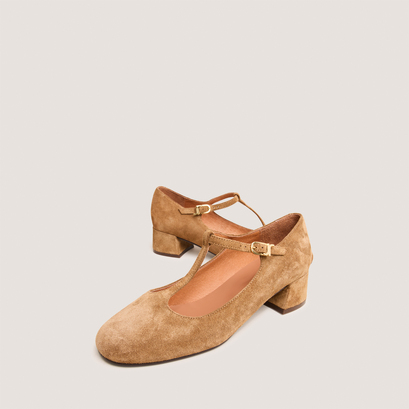 T-strap kitten heels in cognac suede | dalome