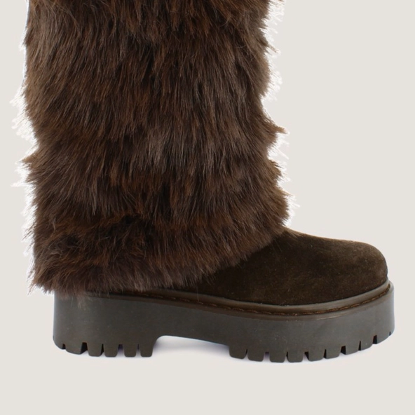 Fur Boots in split leather and dark brown fleece | RUSSEL