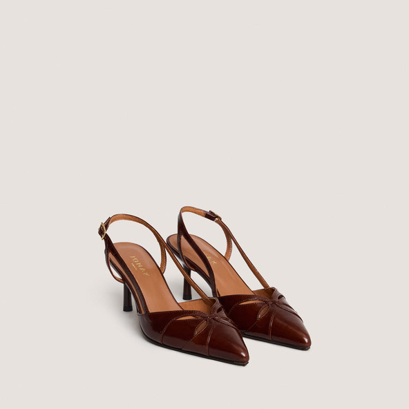 Slingback Pumps in shiny brown leather | DAMOUR