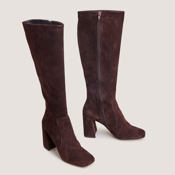 Heeled boots in brown velvet | VAUBUSSY