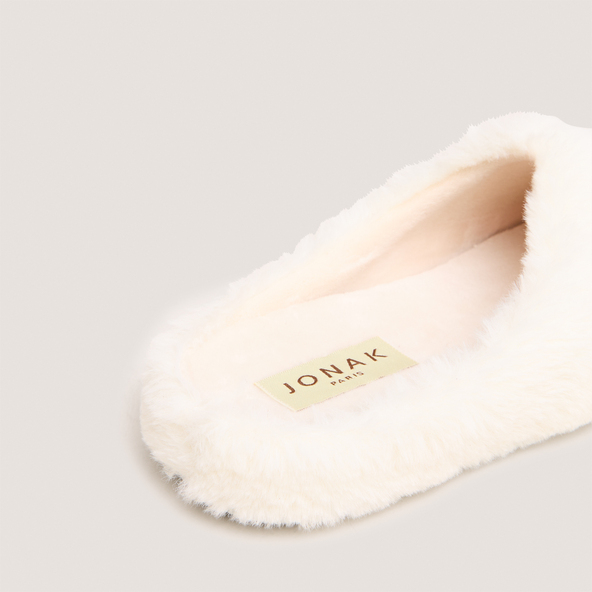 Slippers in ecru fluffy fabric | JUDE