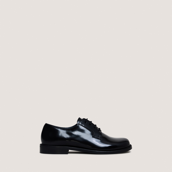 Round-toe derbies in glazed black leather | DEMMA