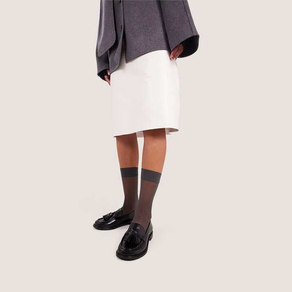 Loafers with tassels in black leather| DAMANDE