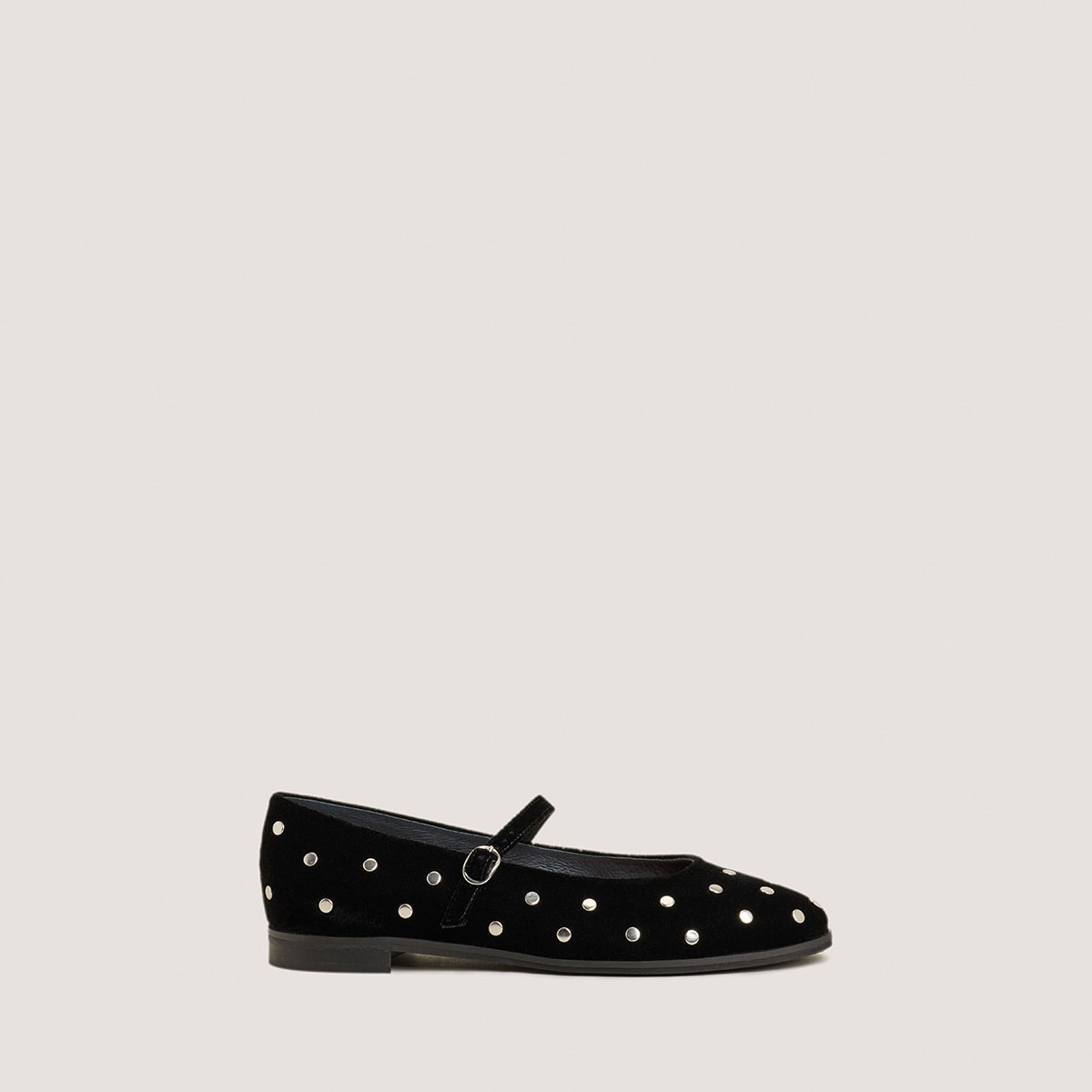 Ballet flats with studs in black velvet | DELIOTT