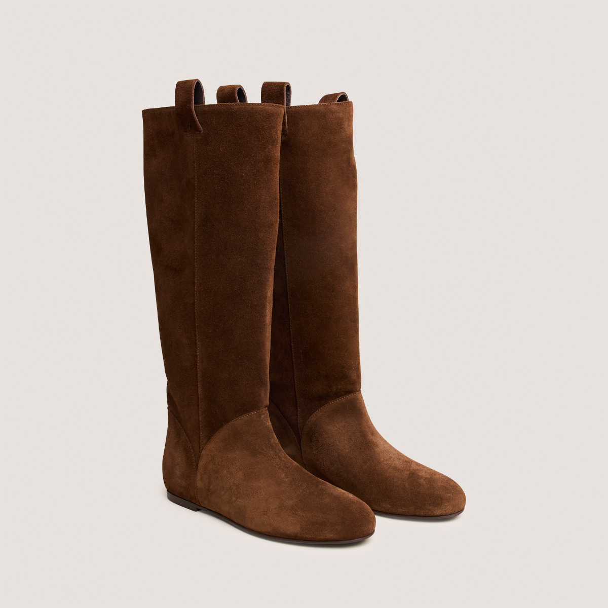 Tall boots with round toes in brown suede | DECIBEL