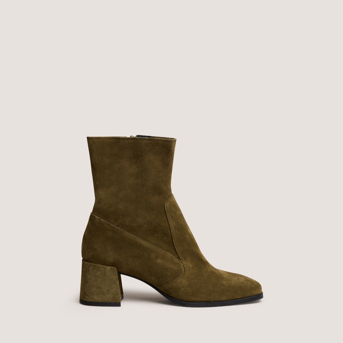 Oval-toe ankle boots in khaki suede | ARGENTAT