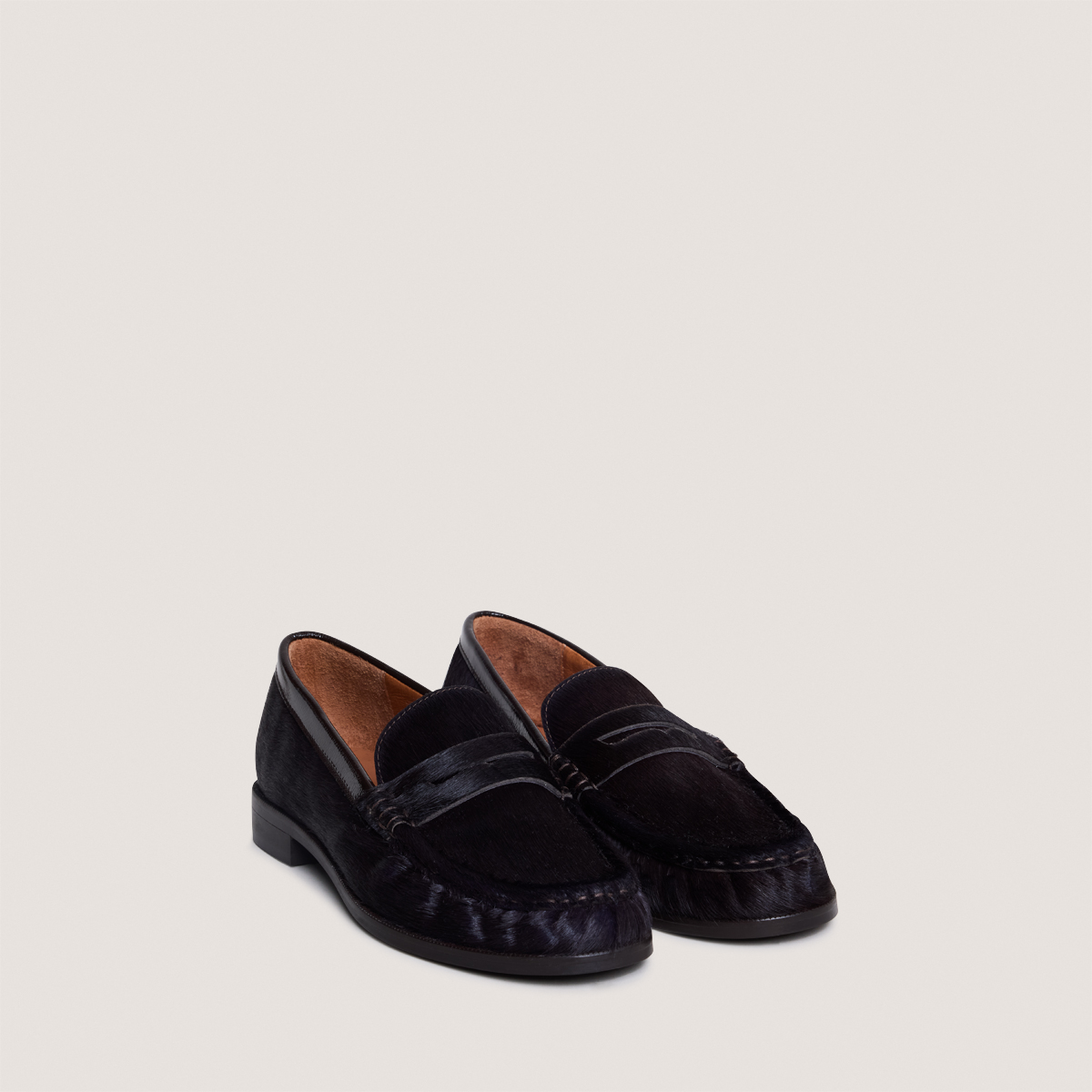 Almond-toe loafers in dark brown cowhide pony hair | DELICE