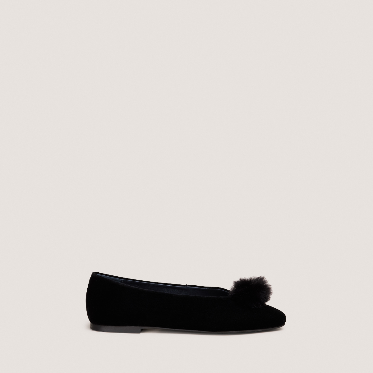 Tassel Ballet Flats in black velvet | DIZON