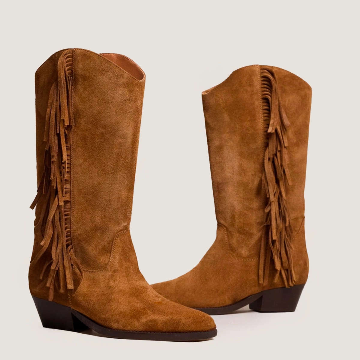 Fringed boots with beveled heels in cognac suede | DEFRANGE