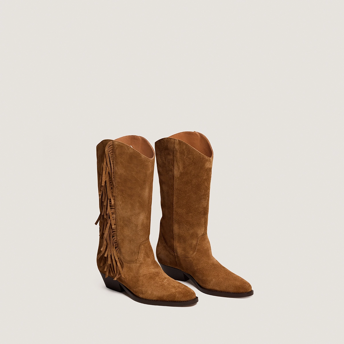 Fringed boots with beveled heels in cognac suede | DEFRANGE
