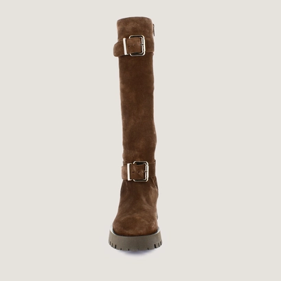 Slouchy boots in dark brown suede | done