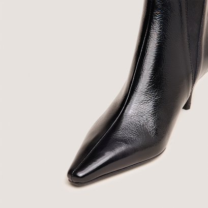 Pointed-toe stiletto-heel ankle boots in black shiny leather | borgia