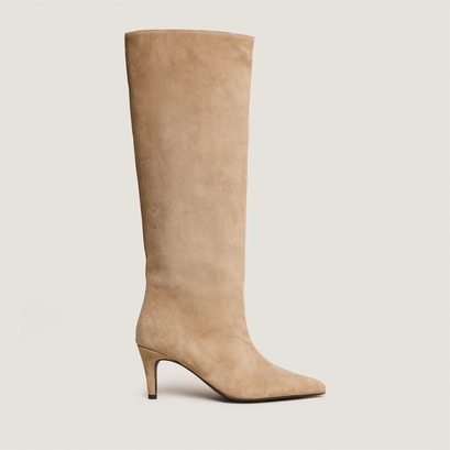 Heeled pointed-toe boots in taupe split leather | delaine