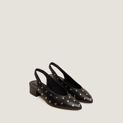 Pointed-toe ballerinas with studs in black leather | vincent